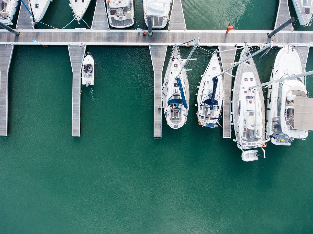 barco sempre novo | boat maintenance